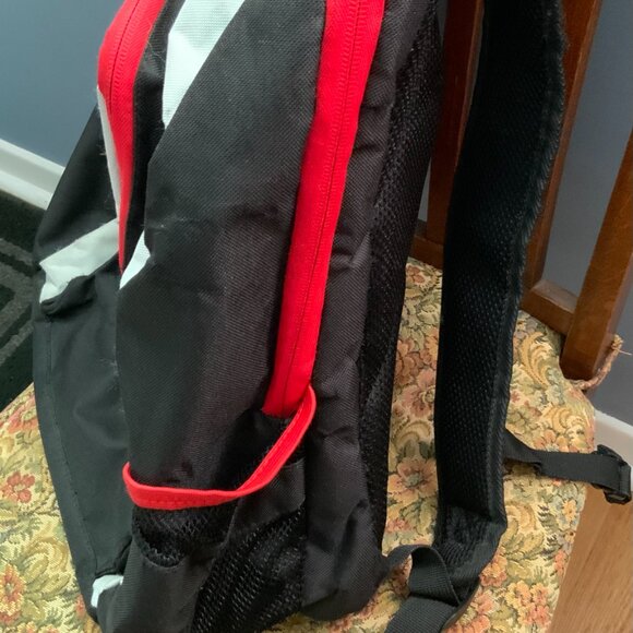 MICKEY MOUSE BACKPACK by HEYS - Picture 6 of 10